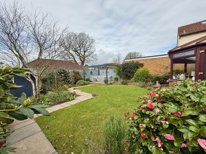 Photo 14- click for photo gallery